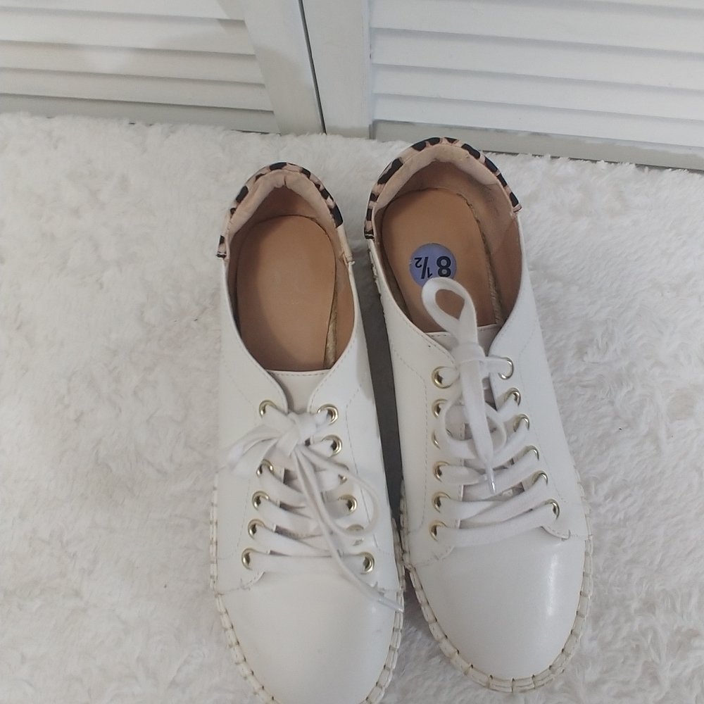 Jennifer Lopez sneaker shoe size 8.5 White & animal print - Picture 6 of 16